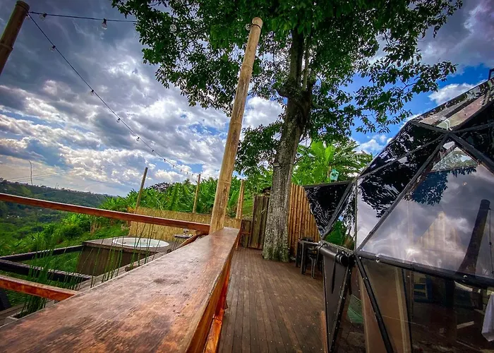 Happy Glamping Quindio - Tipo Domo Traslucido